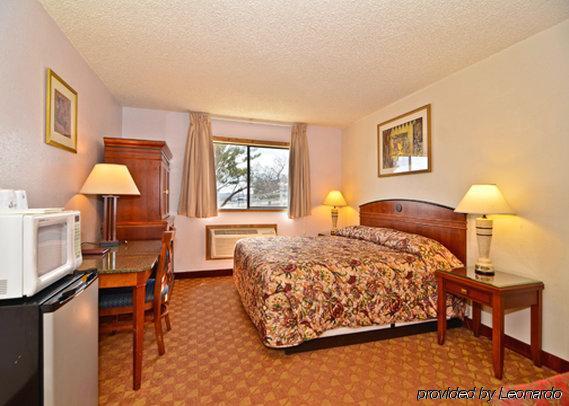 Econo Lodge Inn & Suites Madras Værelse billede