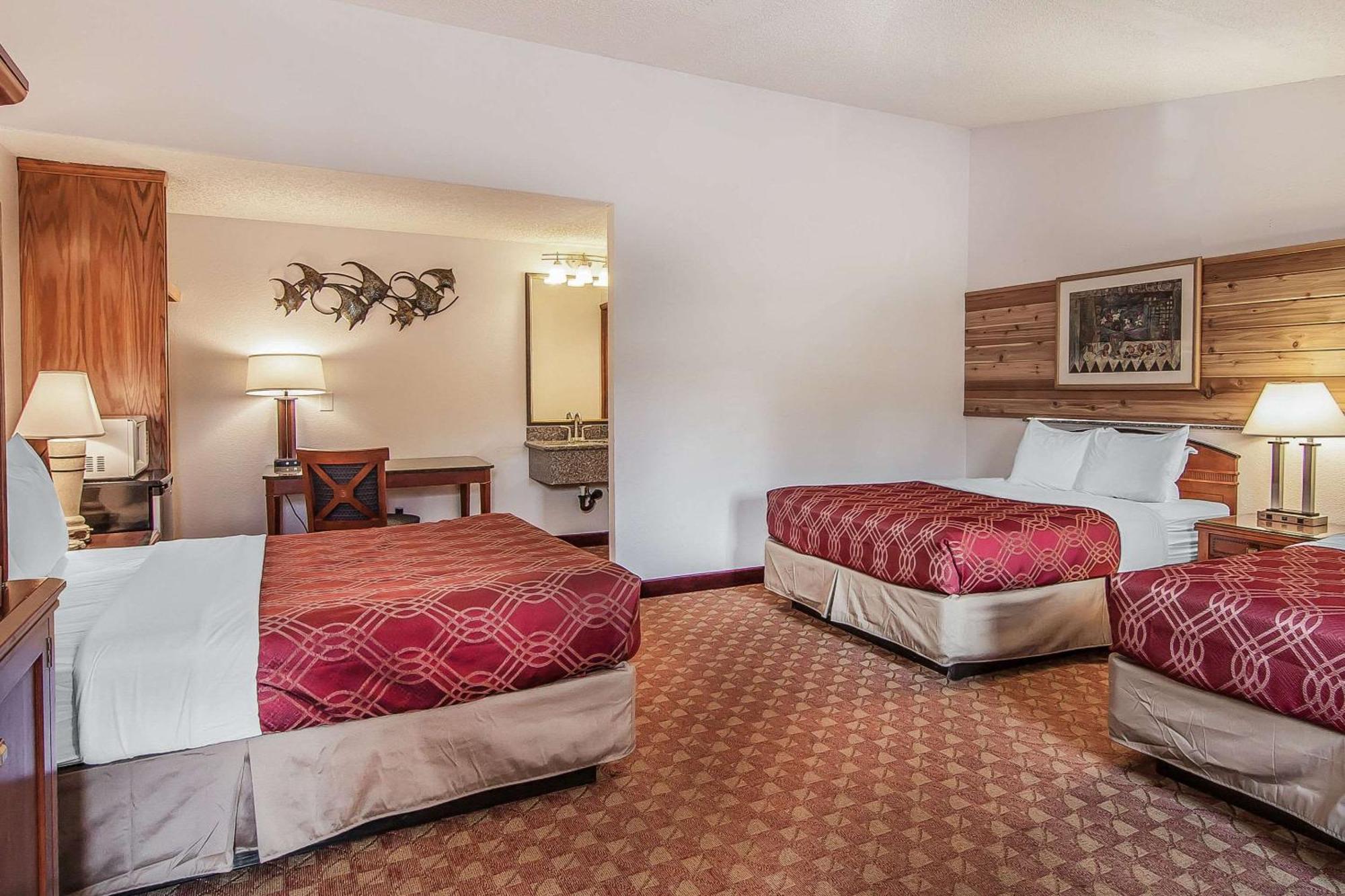 Econo Lodge Inn & Suites Madras Eksteriør billede